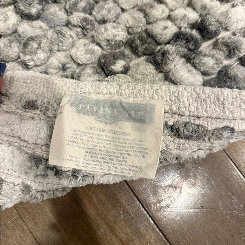 Plush Gray Bath Mat
